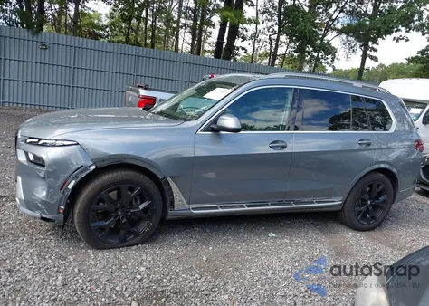 2025 BMW X7 xDrive40I z USA, uszkodzony, nr VIN 5UX23EM06S9Z23605